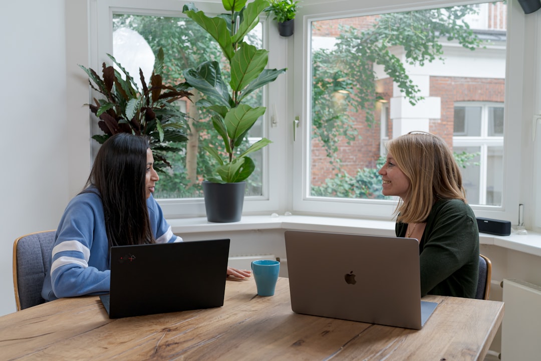 découvrez l'importance de la gestion de compte pour optimiser vos relations clients. apprenez les meilleures pratiques pour fidéliser vos clients et améliorer la satisfaction. transformez votre approche commerciale avec une gestion de compte efficace.