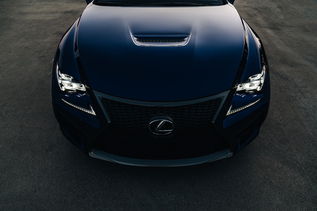 découvrez des solutions d'assurance commerciale adaptées à votre entreprise. protégez vos actifs, vos employés et votre responsabilité civile avec des couvertures flexibles et personnalisées. obtenez des conseils d'experts pour sélectionner les meilleures options d'assurance pour votre secteur.