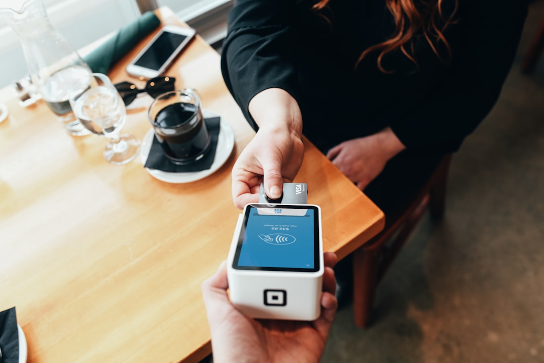 découvrez notre service client exceptionnel, dédié à répondre à toutes vos questions et préoccupations. notre équipe est disponible pour vous offrir une assistance rapide et efficace, garantissant une expérience agréable à chaque interaction.