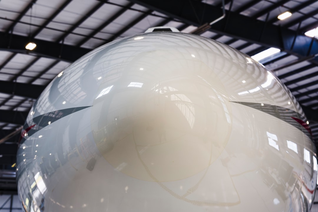 découvrez notre assurance hangar, conçue pour protéger vos biens et votre espace de stockage contre les risques divers. profitez d'une couverture sur mesure, d'une assistance rapide et d'un service client dédié pour sécuriser votre investissement.