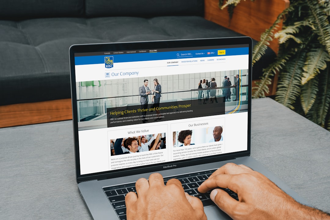 découvrez nos solutions d'assurance adaptées à vos besoins. protégez votre patrimoine et votre santé grâce à des offres complètes et personnalisées. obtenez des conseils d'experts pour choisir la meilleure couverture pour vous et votre famille.