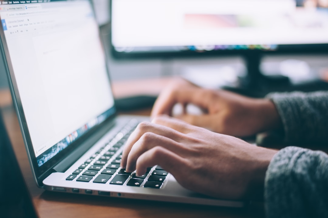 découvrez nos solutions d'assurance professionnelles adaptées à vos besoins. protégez votre activité avec des polices sur mesure, un service client réactif et des conseils d'experts. sécurisez votre avenir dès aujourd'hui.