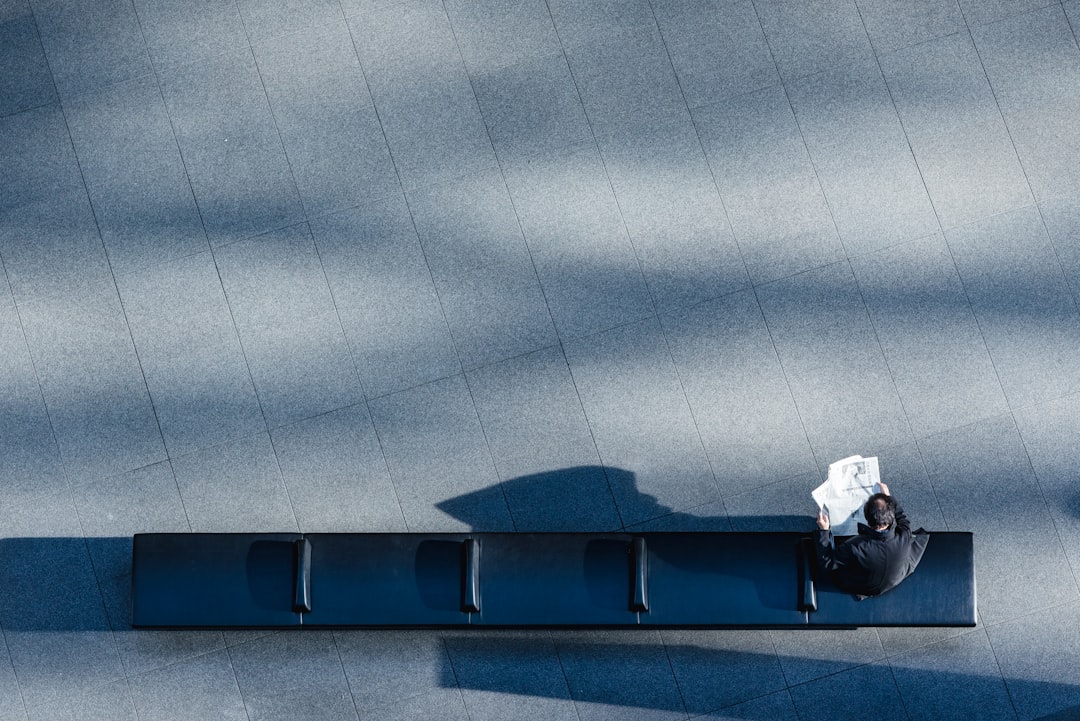 découvrez les meilleures options d'assurance professionnelle adaptées à vos besoins. protégez votre entreprise et assurez-vous contre les risques avec des solutions fiables et personnalisées.